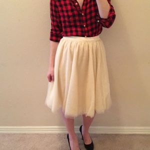 Cream tulle skirt